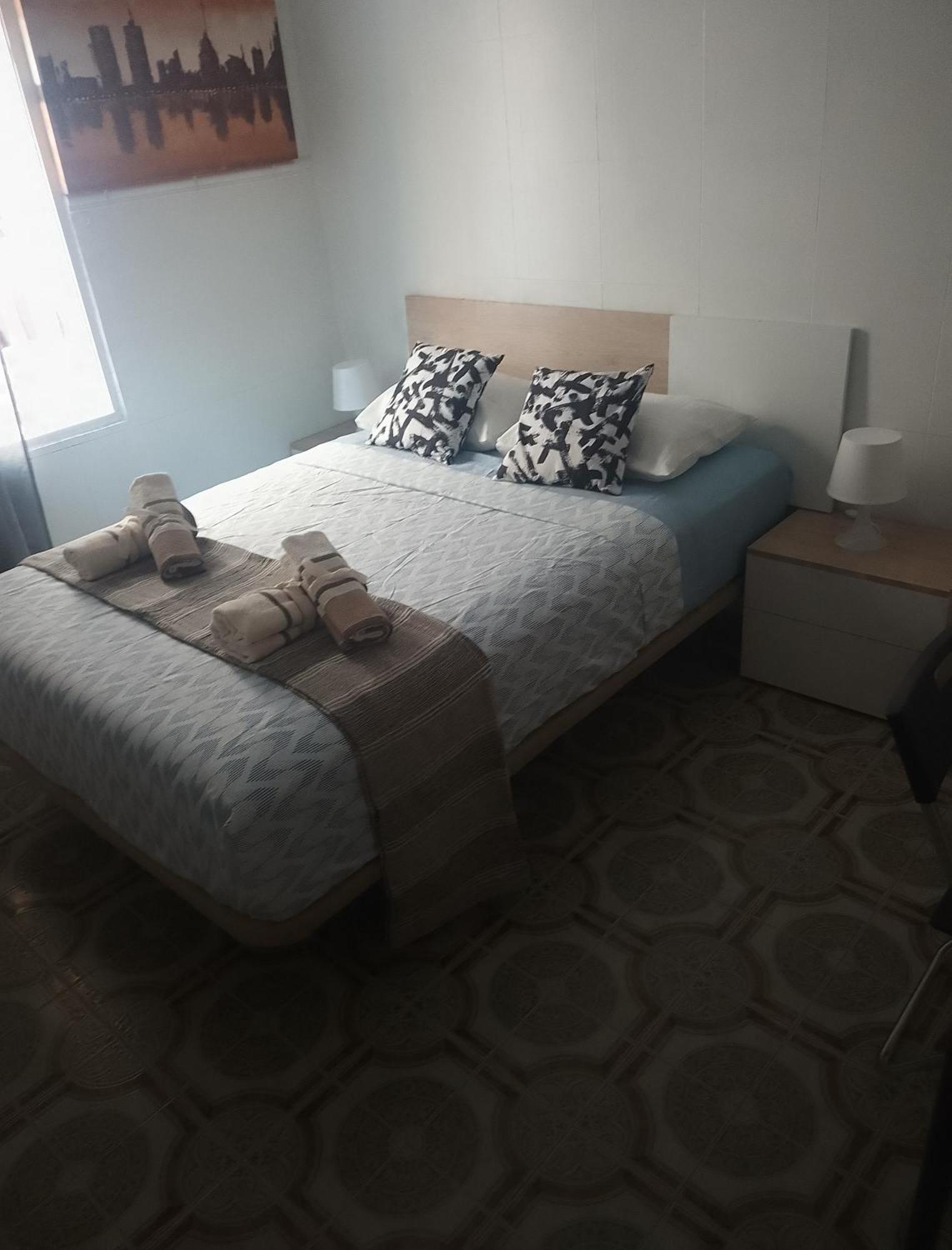 Malaga Center Rooms Bagian luar foto