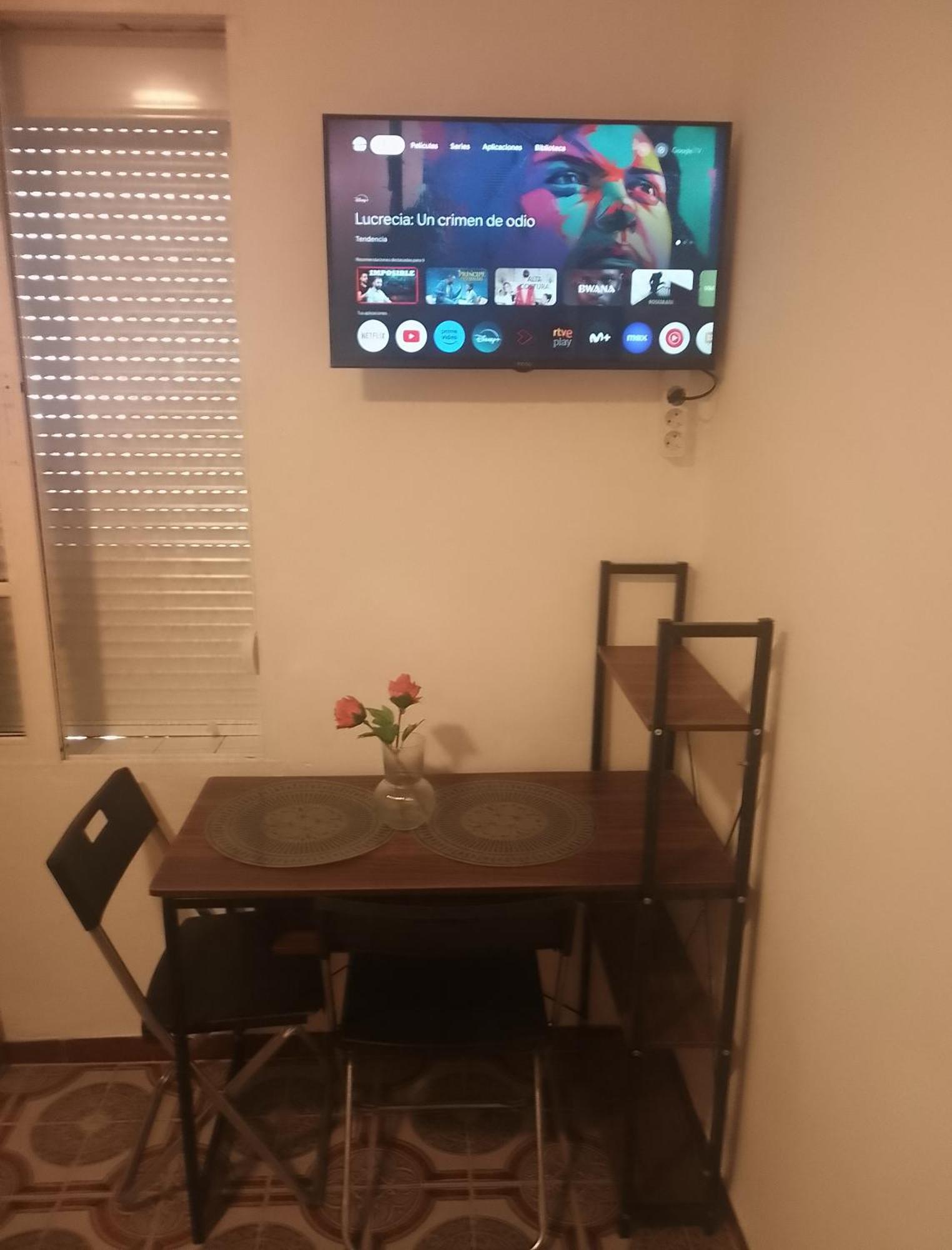 Malaga Center Rooms Bagian luar foto