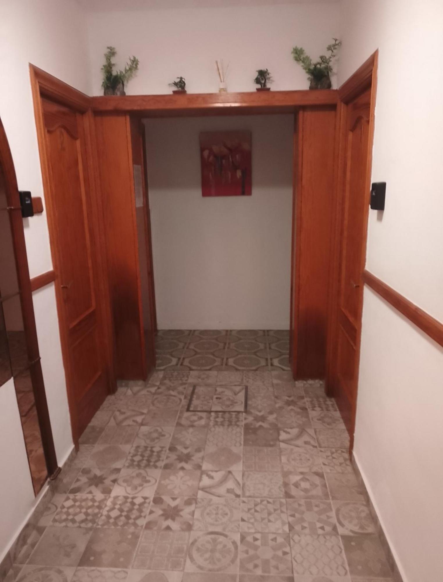 Malaga Center Rooms Bagian luar foto