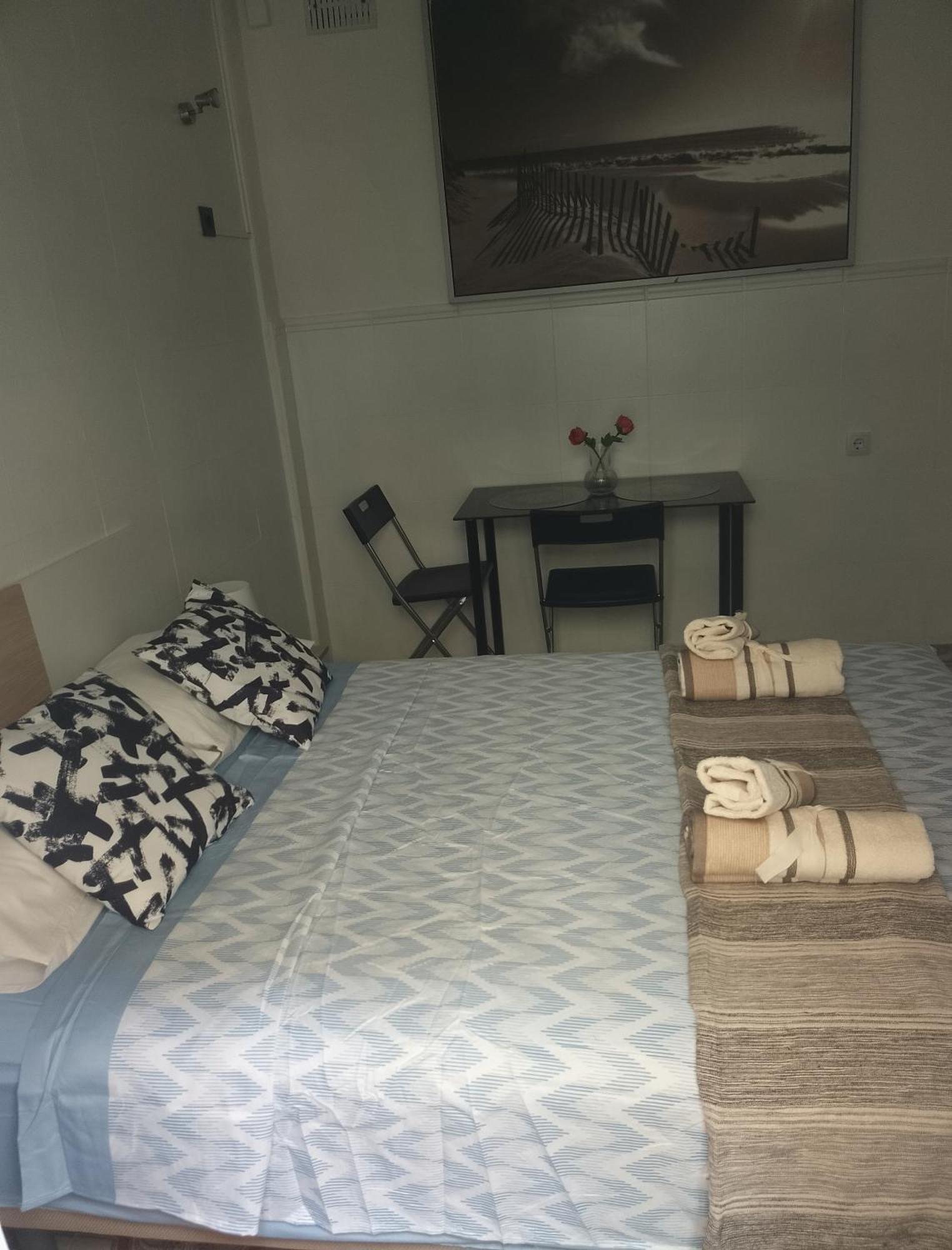 Malaga Center Rooms Bagian luar foto