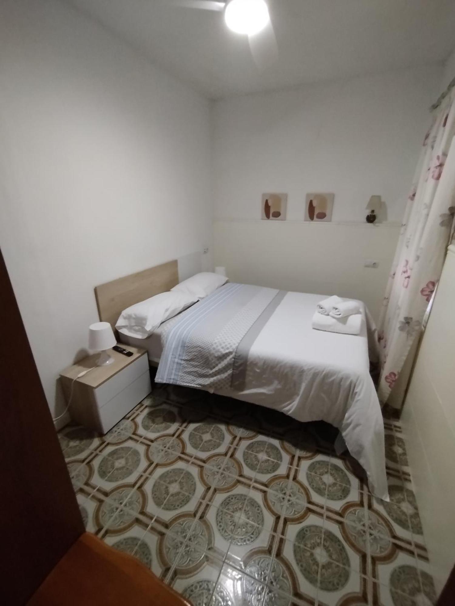 Malaga Center Rooms Bagian luar foto